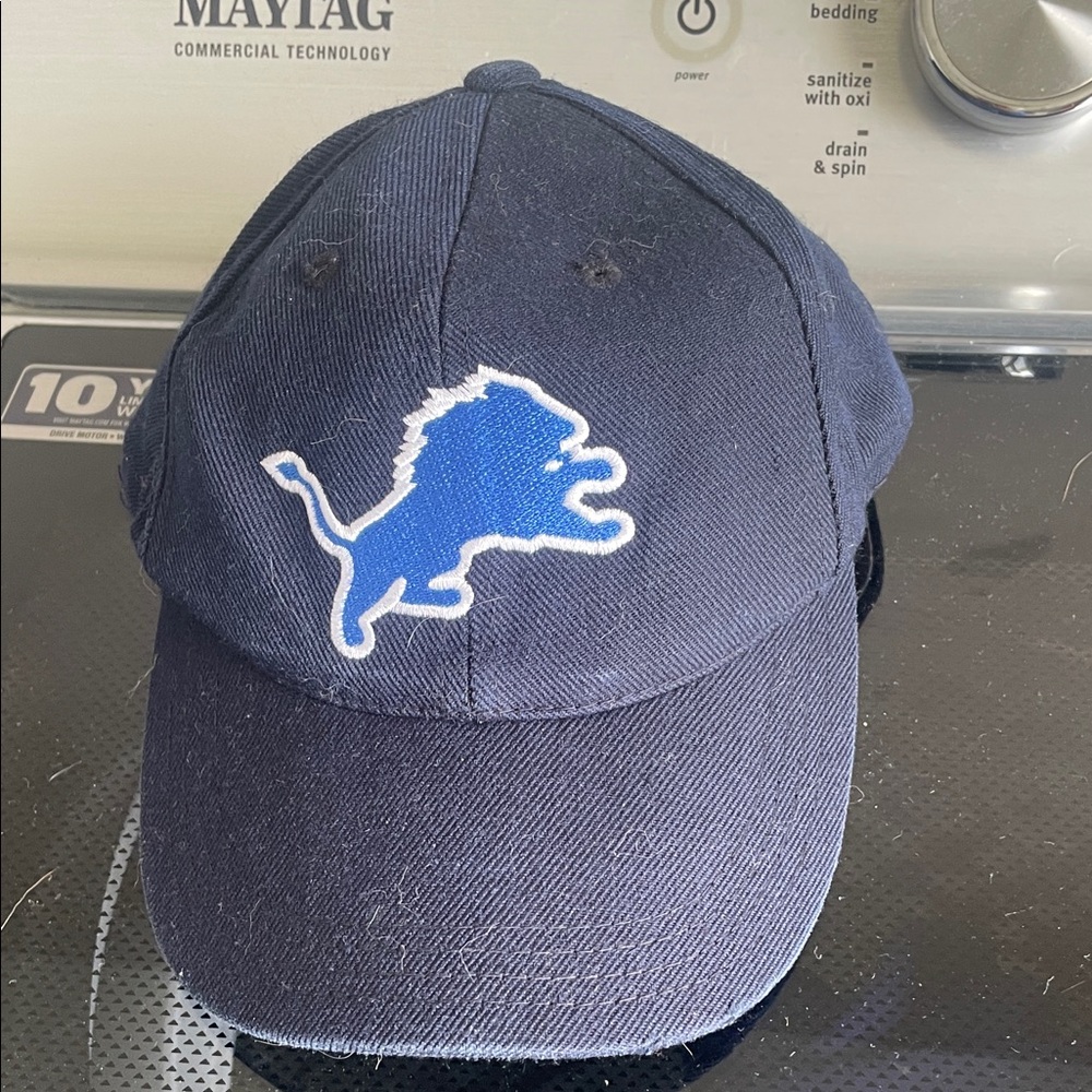 3/$15 🎉 Detroit Lions Kids baseball hat adjustable with Lion Emblem